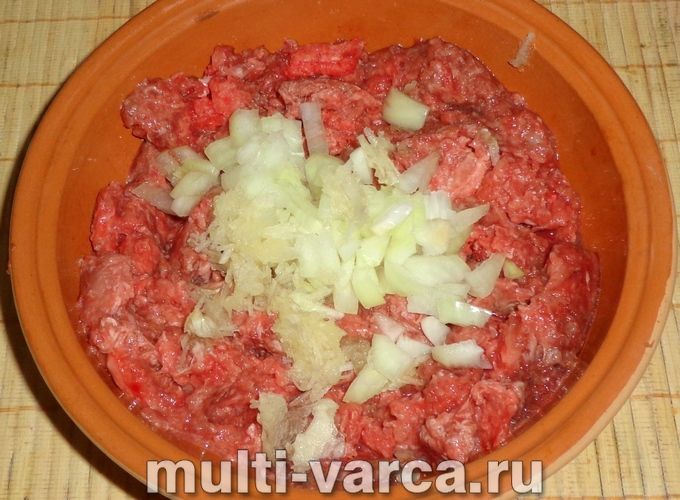 Котлети з індички з кабачком у мультиварці