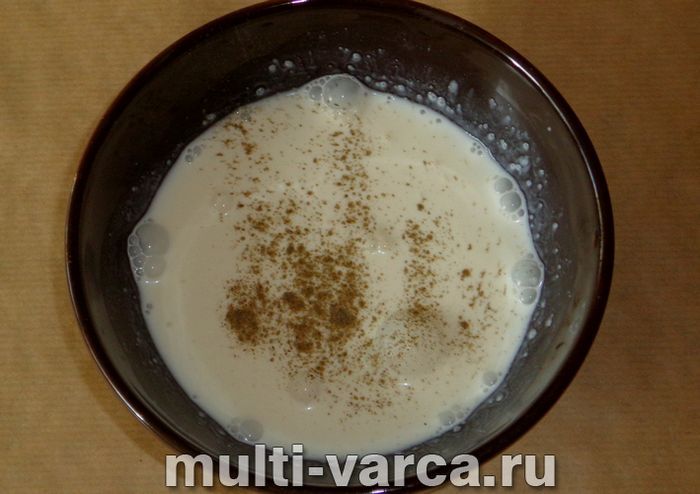 Кролик із картоплею в сметані