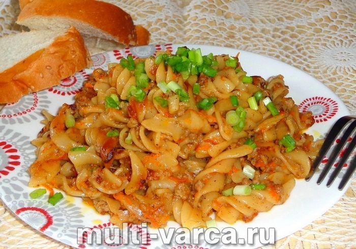 Макарони з фаршем у мультиварці