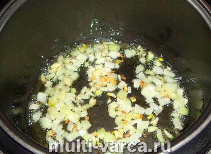 Макарони з фаршем у мультиварці