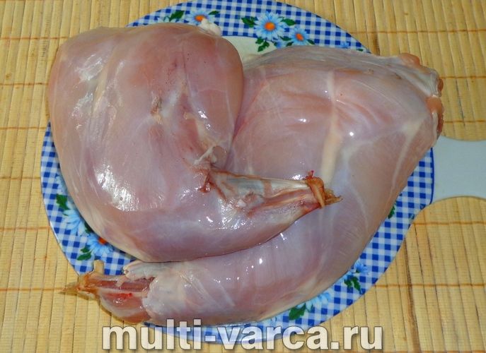 Печеня з кролика в мультиварці