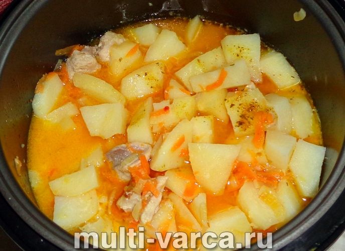Печеня з кролика в мультиварці