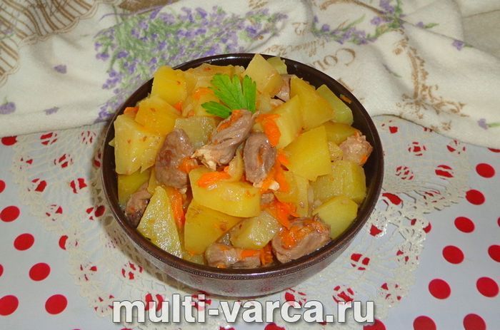 Печеня з курячими сердечками в мультиварці