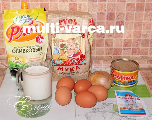 Пиріг із консервованою рибою в мультиварці