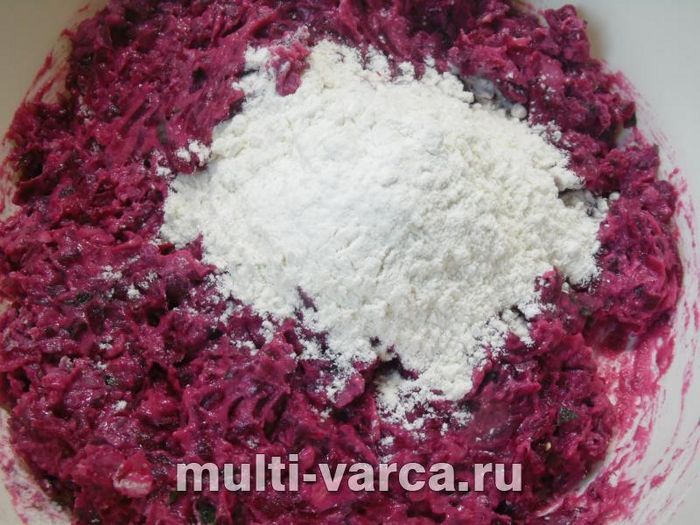 Пісні котлети з квасолею