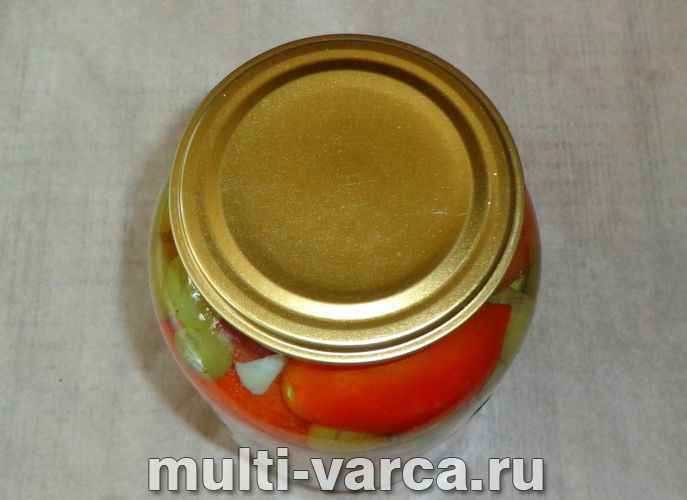 Помідори з виноградом на зиму