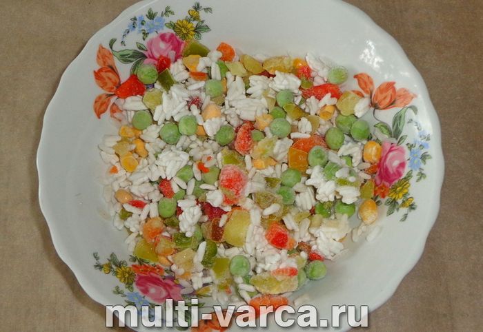 Рис із гавайською сумішшю в мультиварці