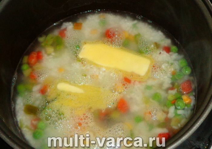Рис із гавайською сумішшю в мультиварці