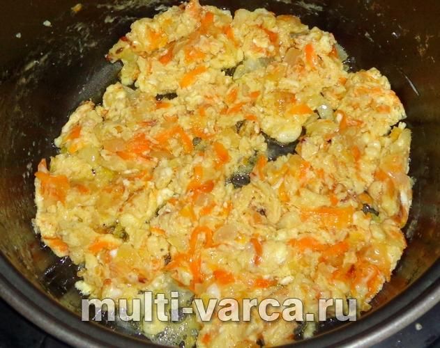 Рис із яйцем у мультиварці