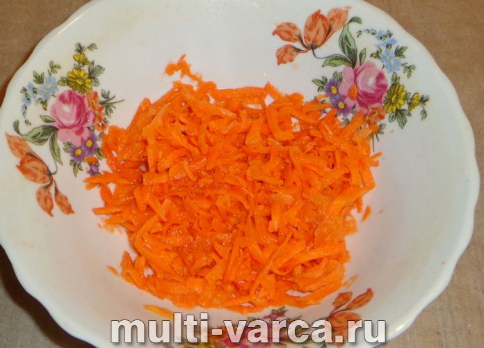 Ризото з грибами та куркою в мультиварці