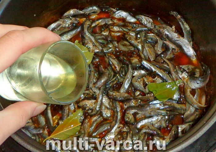 Шпроти з кільки в мультиварці