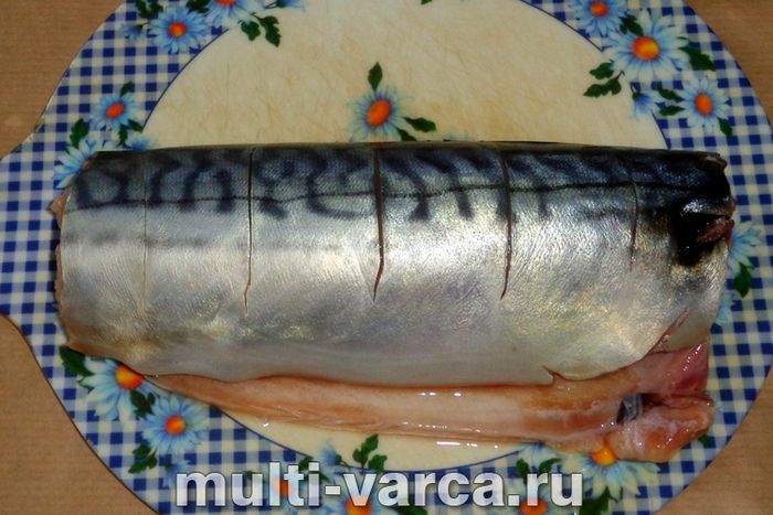 Скумбрія з лимоном у мультиварці