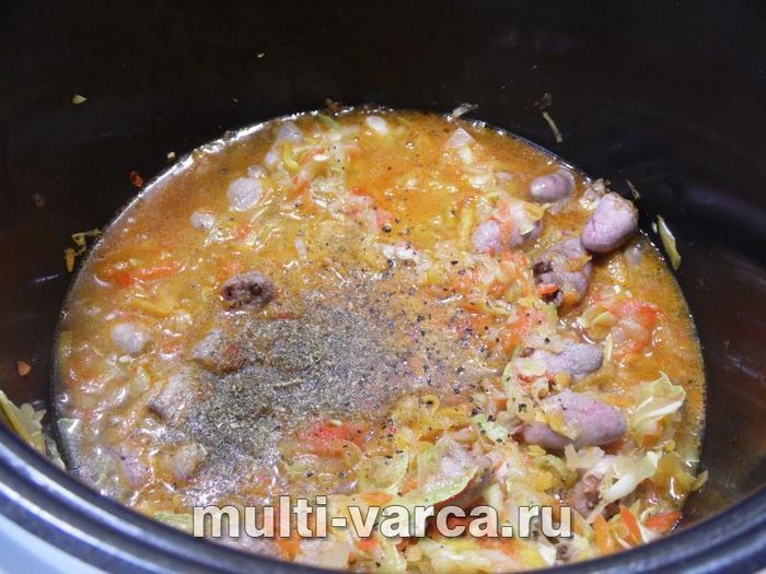 Сочевиця з овочами та курячими сердечками