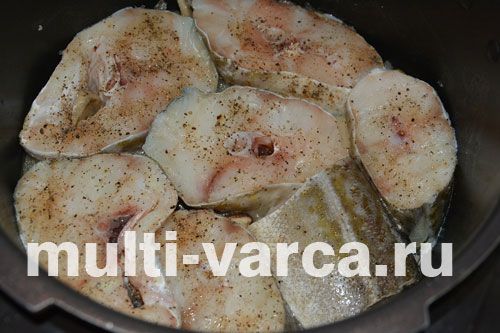 Тріска з лісовими грибами