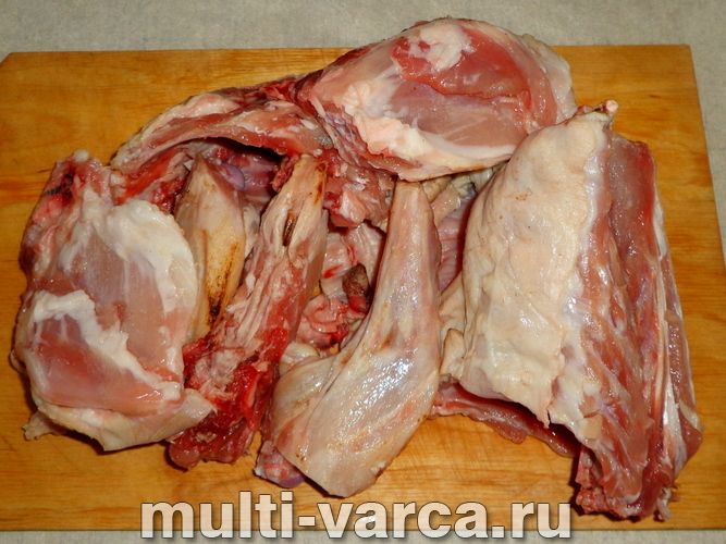Тушонка з кролика в мультиварці