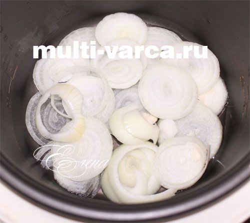 Баклажани з овочами під сиром у мультиварці
