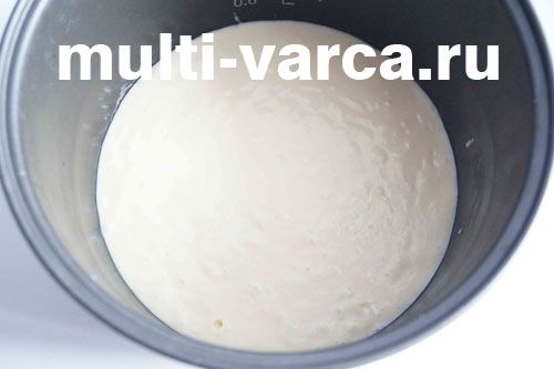 Бісквіт на згущеному молоці в мультиварці