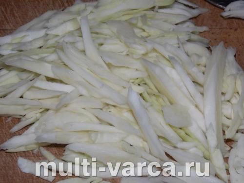 Болгарський перець, тушкований у томатно-овочевому соусі
