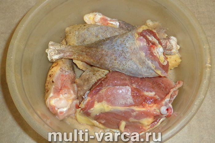 Цесарка в духовці в рукаві
