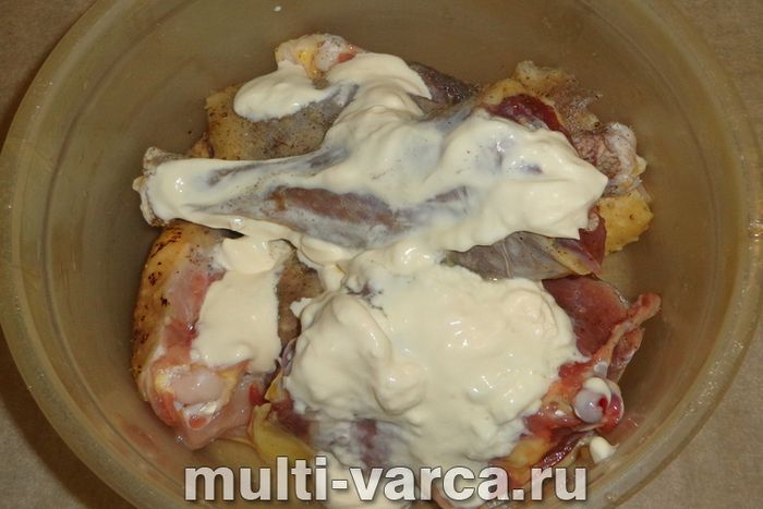 Цесарка в духовці в рукаві