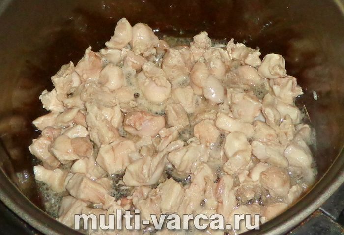 Гавайська суміш із куркою в мультиварці