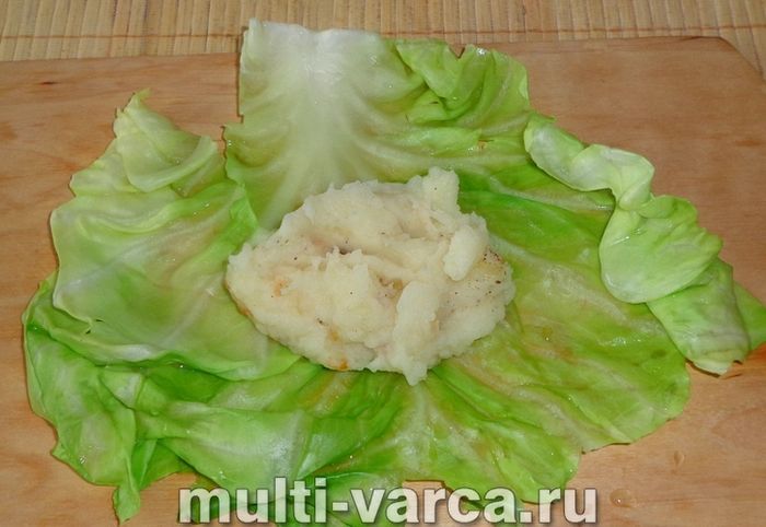 Голубці з картоплею в мультиварці