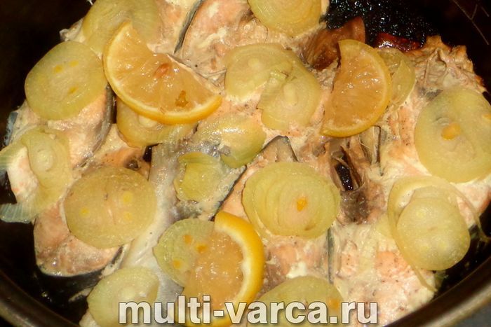 Горбуша з лимоном у мультиварці