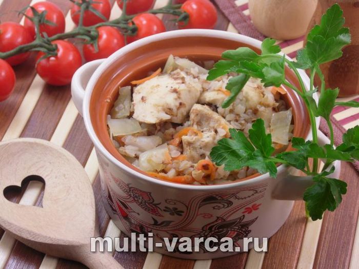 Гречка з куркою та капустою