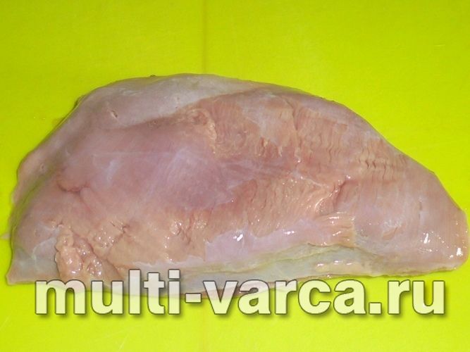 Гусяче філе тушковане з картоплею та чорносливом