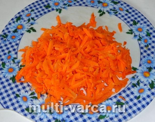 Гуска тушкована в мультиварці шматочками