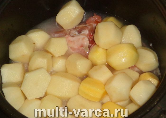 Кролик із картоплею в майонезі