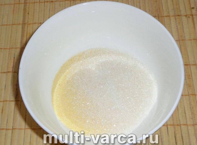 Манний пудинг у мультиварці