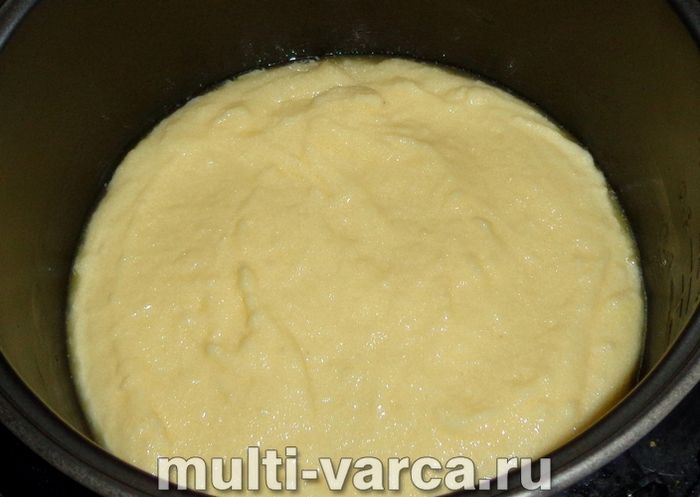 Манний пудинг у мультиварці