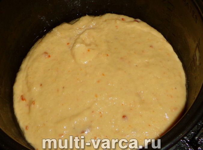 Манник із варенням у мультиварці