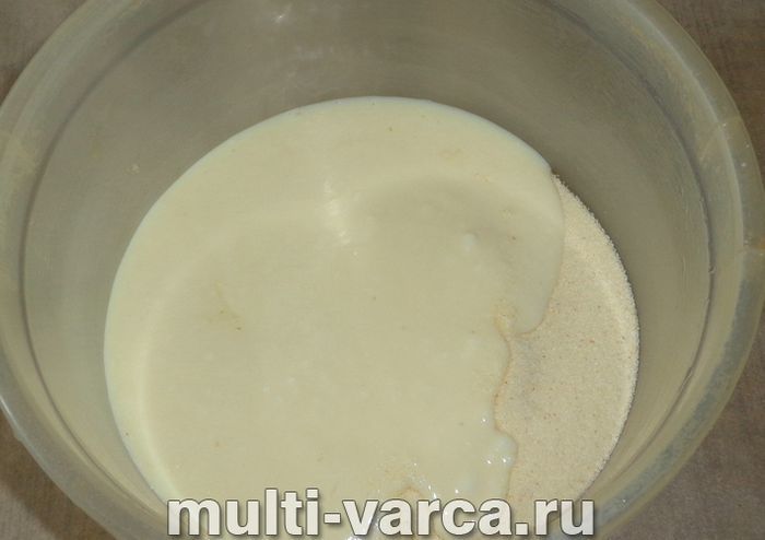 Манник на кисляку в мультиварці