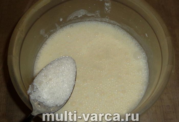 Млинці на кефірі в мультиварці