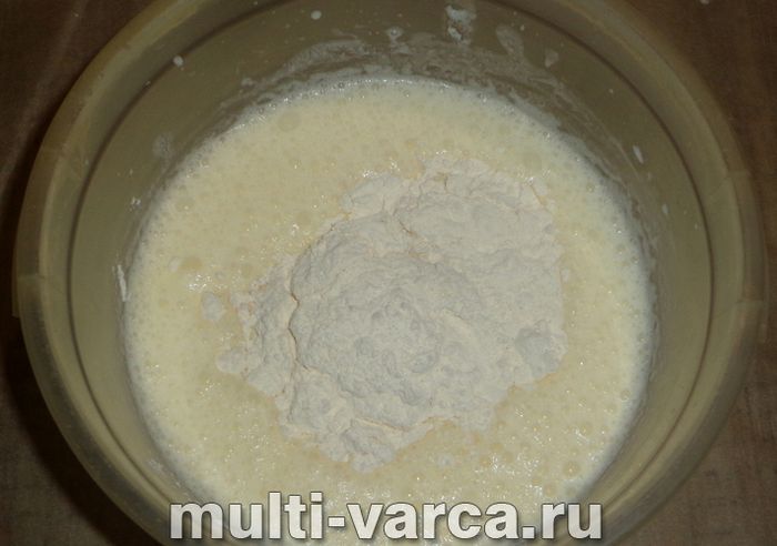 Млинці на кефірі в мультиварці