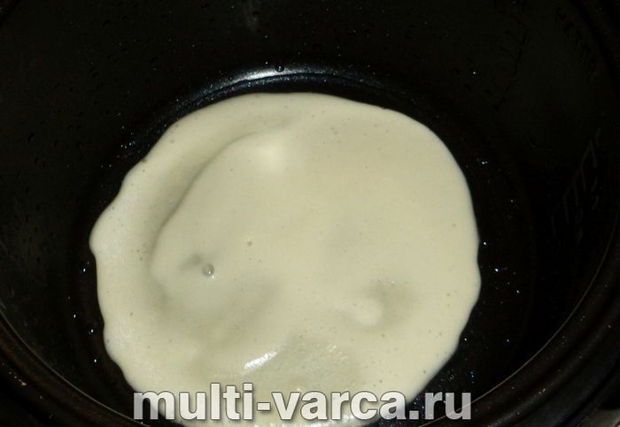 Млинці на кефірі в мультиварці
