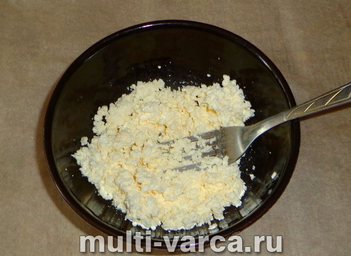 Омлет із сиром у мультиварці