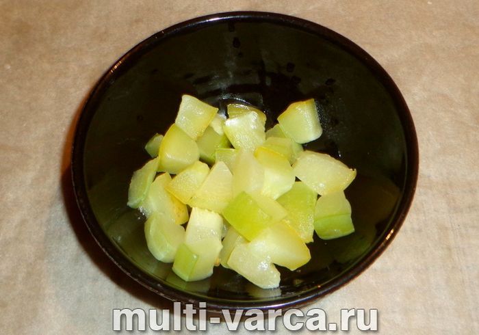 Овочеве рагу з індичкою в мультиварці
