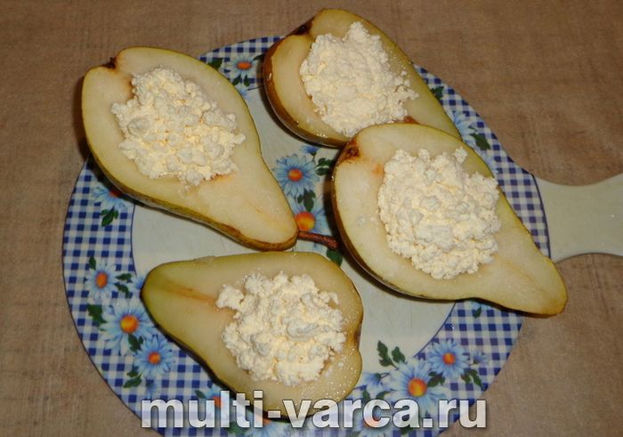Печені груші в мультиварці