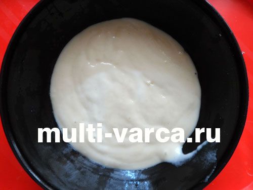 Пісний мармуровий кекс із вишнею в мультиварці