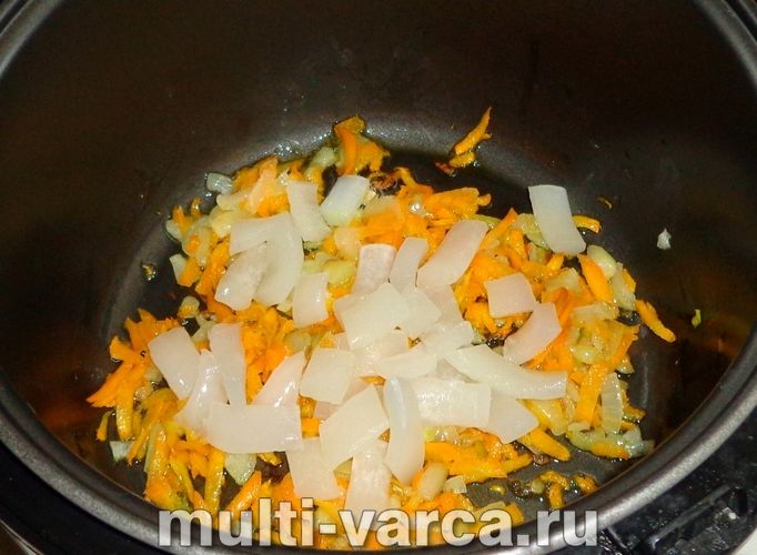 Плов із кальмарами в мультиварці