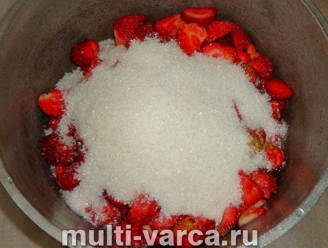 Полуничний джем із нектаринами на зиму