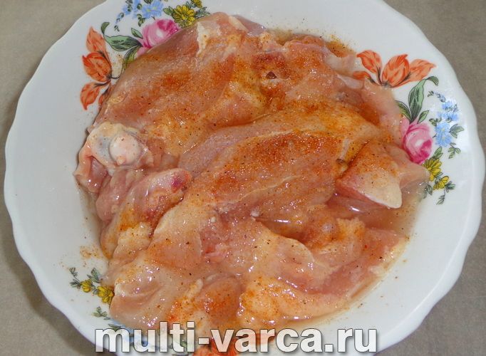 Рис із куркою в соєвому соусі в мультиварці
