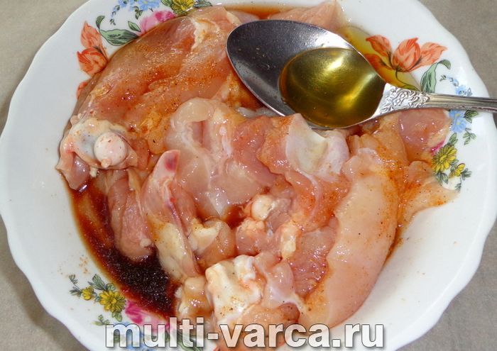 Рис із куркою в соєвому соусі в мультиварці