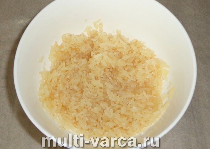 Рис із куркою в соєвому соусі в мультиварці