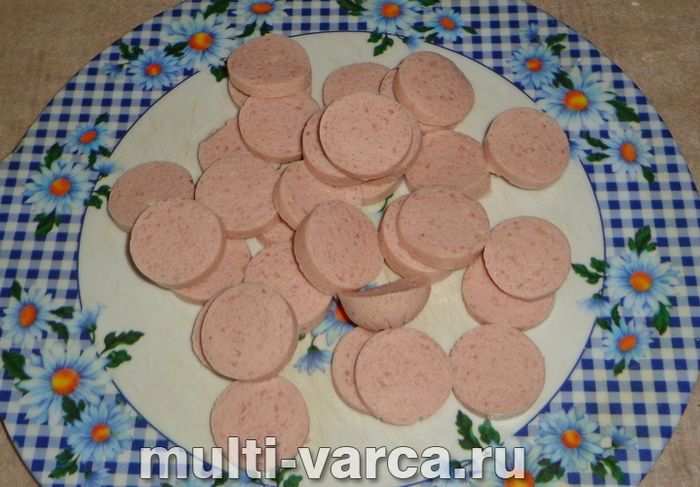 Рис із сосисками в мультиварці