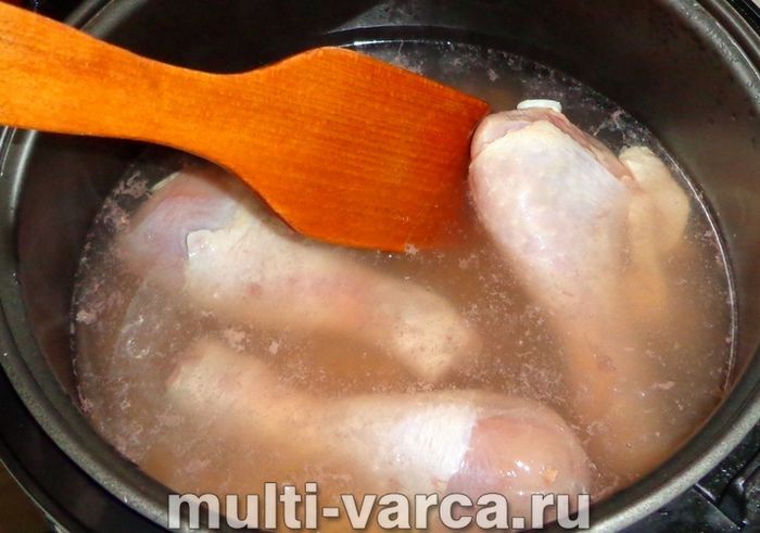 Розсольник із куркою в мультиварці