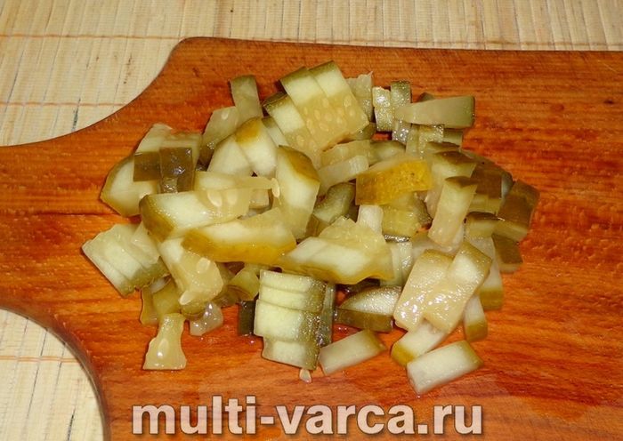 Розсольник із куркою в мультиварці